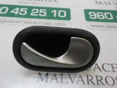 Peça sobressalente para automóvel em segunda mão puxador interior dianteiro direito por renault clio iii 1.5 dci diesel cat referências oem iam 