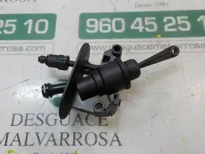 Tweedehands auto-onderdeel KOPPELINGSPOMP voor FORD FIESTA (CB1)  OEM IAM-referenties 1766725  