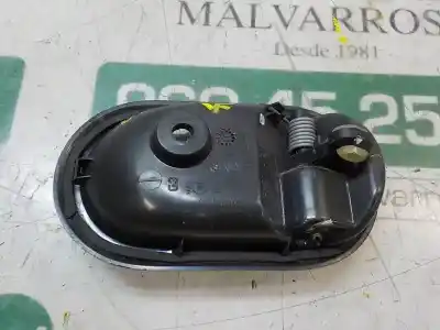 Автозапчастина б/у ліва передня внутрішня ручка для dacia dokker 1.6 cat (bivalent. gasolina / gpl) посилання на oem iam 8200733848  