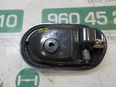 Автозапчастина б/у усередині передня права ручка для dacia dokker 1.6 cat (bivalent. gasolina / gpl) посилання на oem iam 8200733847  