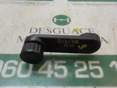 Автозапчастина б/у ручка передня права вікна для dacia dokker 1.6 cat (bivalent. gasolina / gpl) посилання на oem iam 8200673745