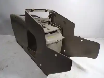 Pezzo di ricambio per auto di seconda mano bracciolo centrale per lancia voyager (404) 2.8 16v jtdm cat riferimenti oem iam   