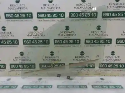 Peça sobressalente para automóvel em segunda mão VIDRO DA PORTA DIANTEIRA ESQUERDA por DACIA DUSTER  Referências OEM IAM 8200733023  