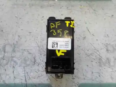 Peça sobressalente para automóvel em segunda mão botão / interruptor elevador vidro traseiro esquerdo por kia cee´´d 1.4 cat referências oem iam 93580a2000wk 49d5101000 93580a2000