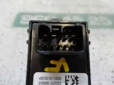 Peça sobressalente para automóvel em segunda mão botão / interruptor elevador vidro traseiro esquerdo por kia cee´´d 1.4 cat referências oem iam 93580a2000wk 49d5101000 93580a2000