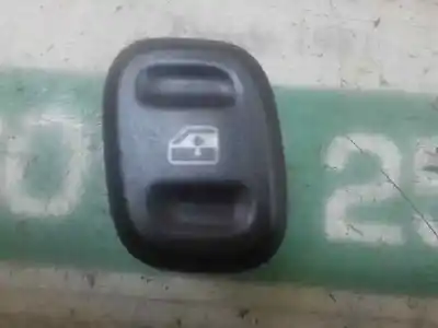 Tweedehands auto-onderdeel linker voorruit schakelaar voor fiat panda (319) 1.2 cat (gpl) oem iam-referenties 735536759