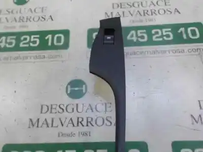 Pezzo di ricambio per auto di seconda mano comando alzacristalli posteriori destro per hyundai i40 1.7 crdi cat riferimenti oem iam 935803z0504x