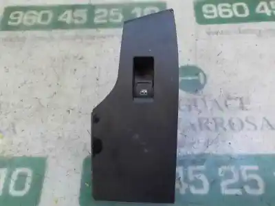 Tweedehands auto-onderdeel SCHAKELAAR RECHTS VOOR RUIT voor SEAT IBIZA V (KJ1, KJG)  OEM IAM-referenties 5G0959855PWHS 10130356 5G0959855P