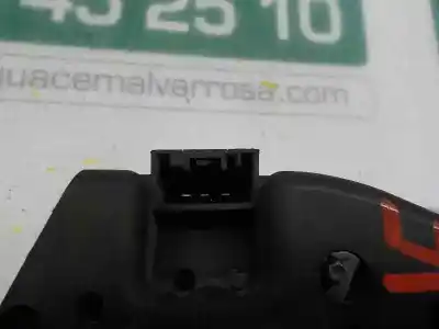 Peça sobressalente para automóvel em segunda mão farolim interior traseiro direito por bmw serie 3 berlina (e46) 2.0 16v diesel cat referências oem iam   