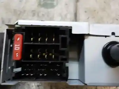 Pezzo di ricambio per auto di seconda mano impianto audio / radio cd per fiat panda (319) easy riferimenti oem iam 735603527  73560357