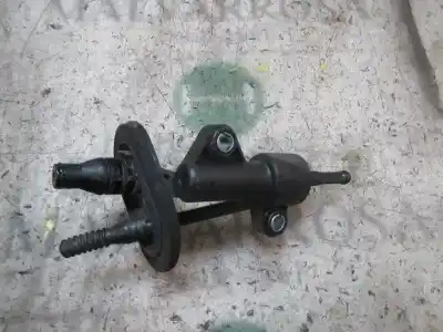Pezzo di ricambio per auto di seconda mano pompa frizione per opel corsa d ´´111 years´´ riferimenti oem iam   