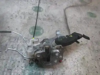 Peça sobressalente para automóvel em segunda mão fechadura da porta dianteira esquerda por peugeot 107 trendy referências oem iam 