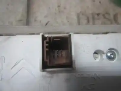 Peça sobressalente para automóvel em segunda mão quadrante por peugeot 208 active referências oem iam 9678077980  