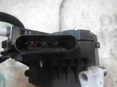 Автозапчасти б/у замок задней правой двери за ford grand c-max titanium ссылки oem iam 2053473  