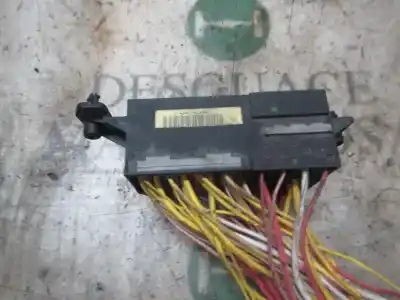 Second-hand car spare part fuse box unit for otras marcas clio ii fase i (b/cbo) 1.9 diesel oem iam references   