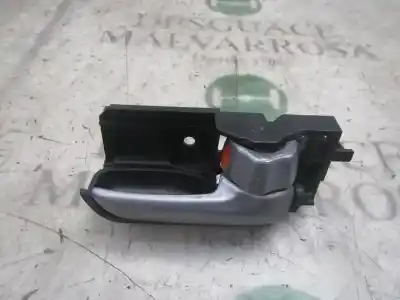 Second-hand car spare part Interior Right Front Handle for SUZUKI SWIFT BERLINA (MZ) GL OEM IAM references 8311062J10BWL  