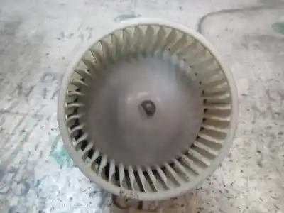 Peça sobressalente para automóvel em segunda mão motor de sofagem por kia cee´´d 1.6 crdi cat referências oem iam 971131h000  