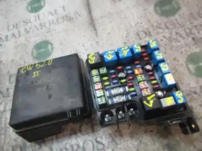 Peça sobressalente para automóvel em segunda mão caixa de fusíveis e relés por kia cee´´d 1.6 crdi cat referências oem iam 919501h030