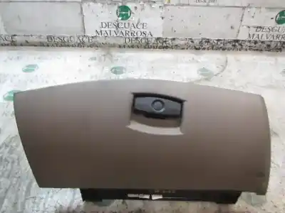 Second-hand car spare part glove compartment for bmw serie 5 berlina (e60) 2.2 24v cat oem iam references 51167063452