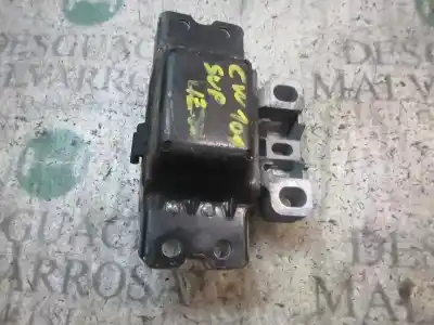 Автозапчасти б/у левая опора двигателя за volkswagen passat variant (3c5) 1.9 tdi ссылки oem iam 3c0199555p  