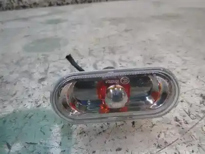 Peça sobressalente para automóvel em segunda mão farolim do lado esquerdo por skoda 3.21 ambition referências oem iam 7e0949117