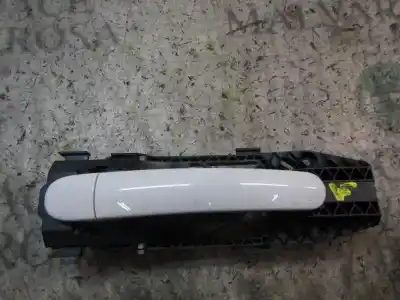 Peça sobressalente para automóvel em segunda mão puxador exterior frente direito por skoda 3.21 ambition referências oem iam 5n0837205mgru