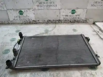 Peça sobressalente para automóvel em segunda mão radiador de água por volkswagen bora berlina (1j2) trendline referências oem iam 