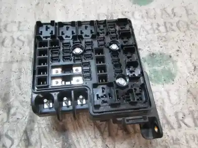 Peça sobressalente para automóvel em segunda mão caixa de fusíveis e relés por kia cee´´d 2.0 crdi referências oem iam 919501h030