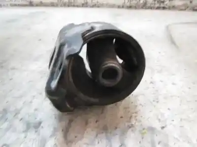 Second-hand car spare part engine support for kia cee´´d 2.0 crdi oem iam references 219102h000  