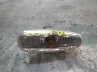 Peça sobressalente para automóvel em segunda mão farolim do lado direito por kia cee´´d 2.0 crdi referências oem iam 923033l100