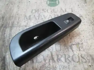 Peça sobressalente para automóvel em segunda mão botão / interruptor elevador vidro traseiro esquerdo por kia cee´´d 2.0 crdi referências oem iam 935751h100eq