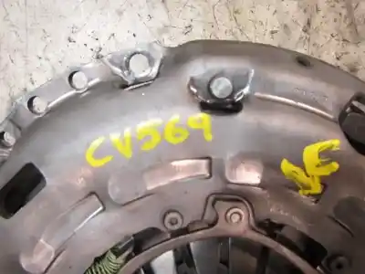 Peça sobressalente para automóvel em segunda mão kit de embreagem por kia cee´´d 2.0 crdi referências oem iam 4120024720  