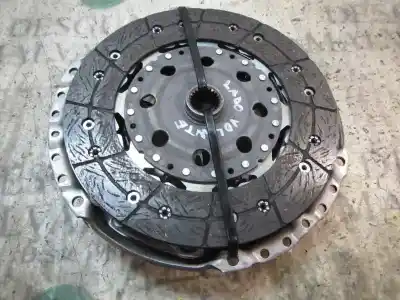 Peça sobressalente para automóvel em segunda mão kit de embreagem por kia cee´´d 2.0 crdi referências oem iam 4120024720  