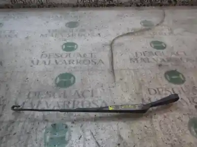 Pezzo di ricambio per auto di seconda mano braccio tergicristallo anteriore sinistro per chrysler jeep cherokee (kj) 2.5 crd cat riferimenti oem iam 