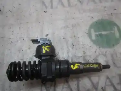 Pezzo di ricambio per auto di seconda mano INIETTORE per SEAT IBIZA IV (6J5, 6P1)  Riferimenti OEM IAM 038130073BP  038130073BP