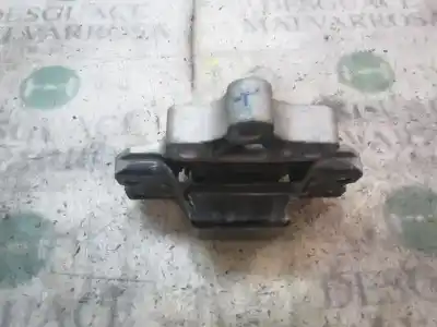Second-hand car spare part gearbox support for audi a3 (8p) 2.0 tdi oem iam references 1k0199555t  