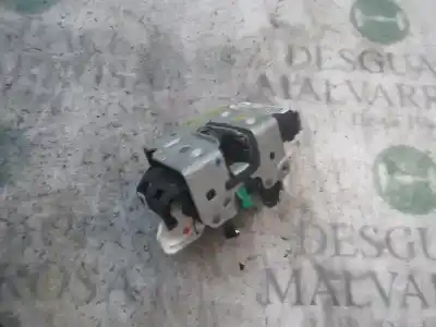 Second-hand car spare part left front door lock for chrysler jeep compass limited oem iam references 4589409aa  