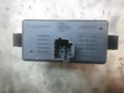 Pezzo di ricambio per auto di seconda mano avvertimento per renault kangoo profesional riferimenti oem iam   