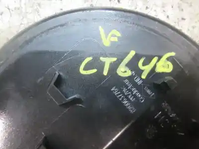 Автозапчастина б/у колпачка паливна для renault twingo ii (cn0_) 1.2 16v (cn0k cn0v) посилання на oem iam 8200637764  