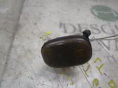 Peça sobressalente para automóvel em segunda mão farolim do lado direito por toyota celica (t20) 1.8 st referências oem iam 