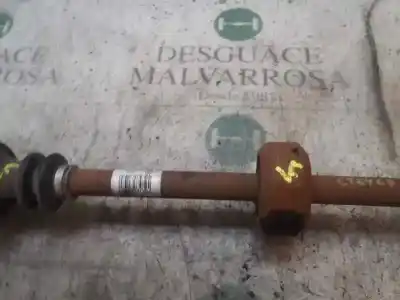 Автозапчастина б/у правий привід для renault twingo ii (cn0_) 1.2 16v (cn0k cn0v) посилання на oem iam 8200684084  