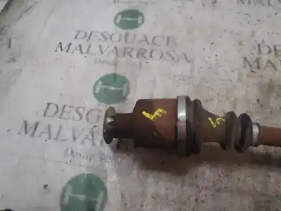 Автозапчастина б/у правий привід для renault twingo ii (cn0_) 1.2 16v (cn0k cn0v) посилання на oem iam 8200684084  