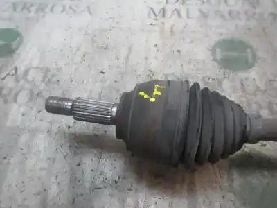Peça sobressalente para automóvel em segunda mão transmissão dianteira esquerda por renault clio iii exception referências oem iam 7701210040  