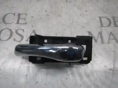 Peça sobressalente para automóvel em segunda mão Puxador Interior Dianteiro Esquerdo por ALFA ROMEO 147 (190) 1.6 16V CAT Referências OEM IAM 735364988  