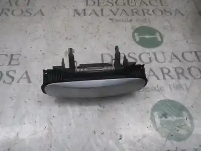 Peça sobressalente para automóvel em segunda mão puxador exterior traseiro direito por audi a4 berlina (8e) 3.0 tdi quattro (150kw) referências oem iam 8e0839207