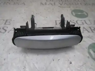 Автозапчасти б/у НАРУЖНАЯ РУКОЯТКА ПЕРЕДНЯЯ СПРАВА за AUDI A4 BERLINA (8E)  ссылки OEM IAM 8E0839207  