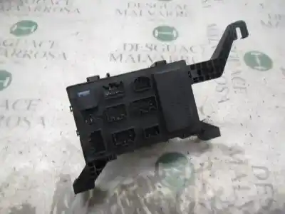 Second-hand car spare part fuse box unit for jaguar x-type i (x400) 2.2 d oem iam references   