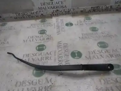 Second-hand car spare part front right windshield wiper arm for kia cee´´d emotion oem iam references 983201h300