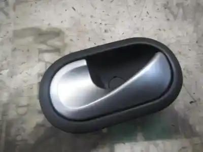 Автозапчастина б/у ліва задня внутрішня ручка для renault clio iii emotion посилання на oem iam 