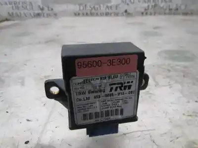 Peça sobressalente para automóvel em segunda mão módulo eletrônico por kia sorento i (jc) 2.5 crdi referências oem iam 956003e300